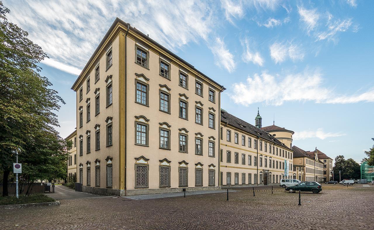 Akademie Der Dioezese Weingarten Weingarten  Buitenkant foto